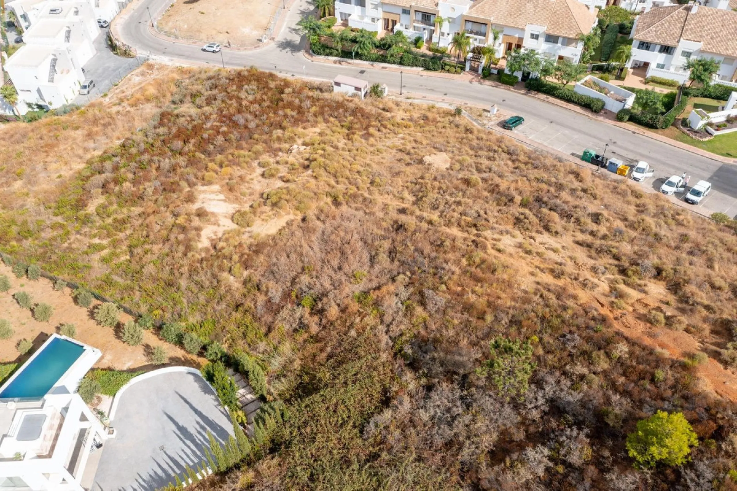 Plot - Commercial Plot в продаже в Mijas, Málaga. Площадь дома 3650 м². Площадь участка 3984 м²