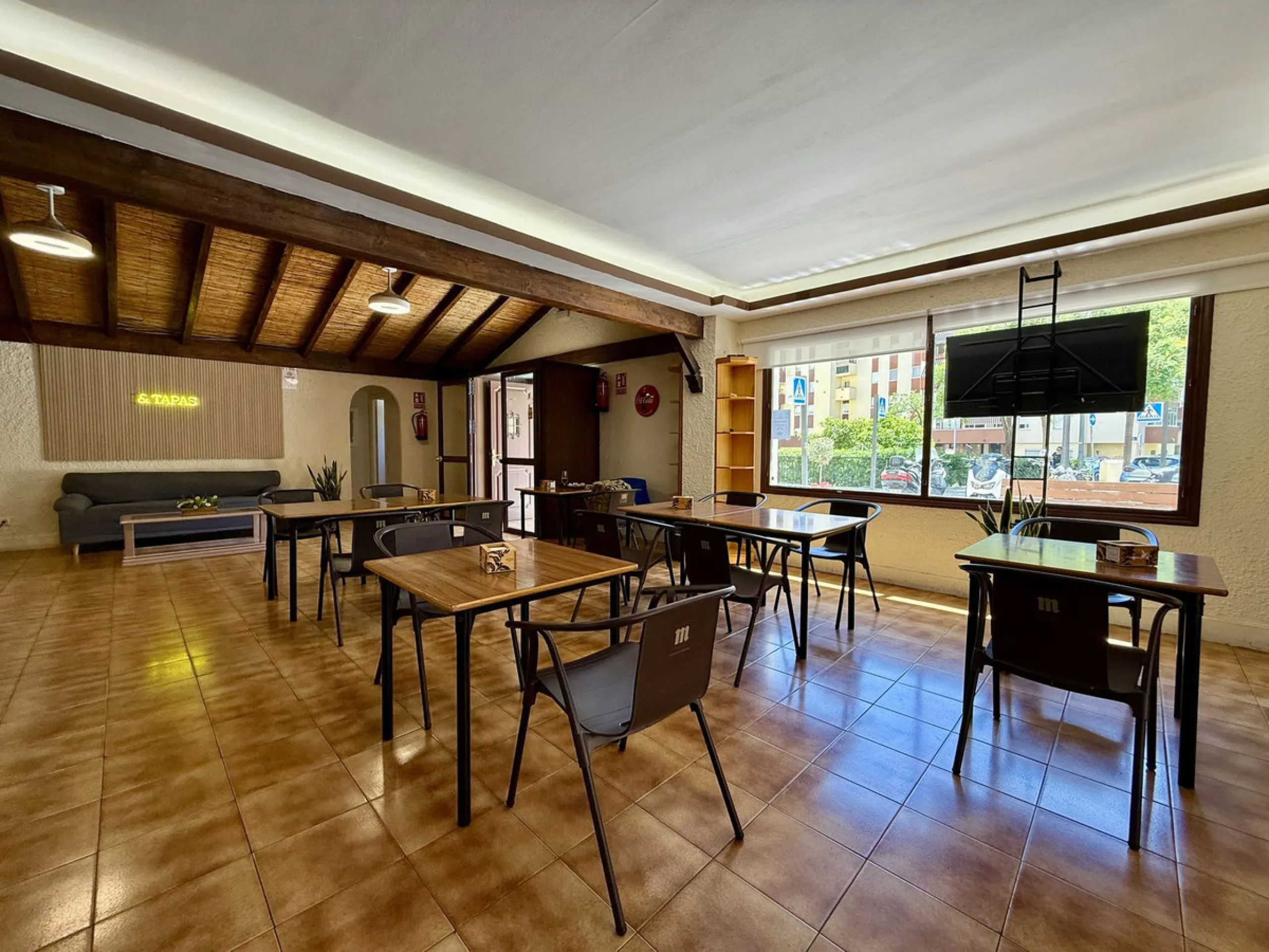 -UNIQUE OPPORTUNITY – RESTAURANT FOR SALE IN EL TRAPICHE (MARBELLA)