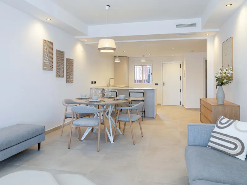 Welcome to your newly renovated home in the prestigious Aloha Royal community, located in the heart of Marbella's Golf Valley. This stunning 2-bedroom apartment has been completely refurbished with a contemporary design and high-quality finishes, offering