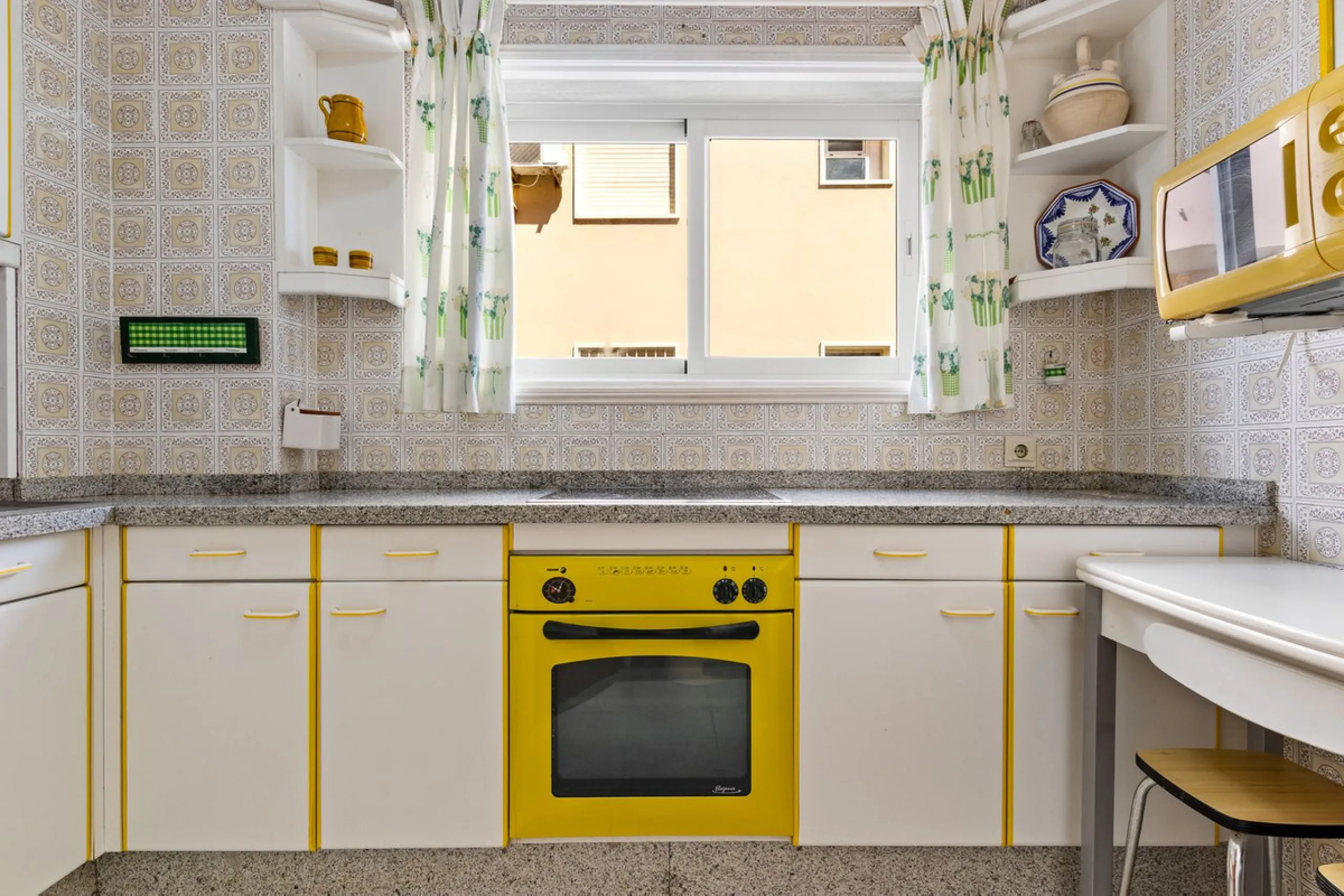 Exclusive Apartment with Full-Front Sea Views in Fuengirola!