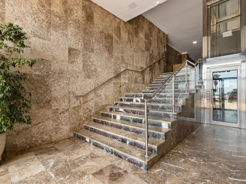 Exclusive Apartment with Full-Front Sea Views in Fuengirola!