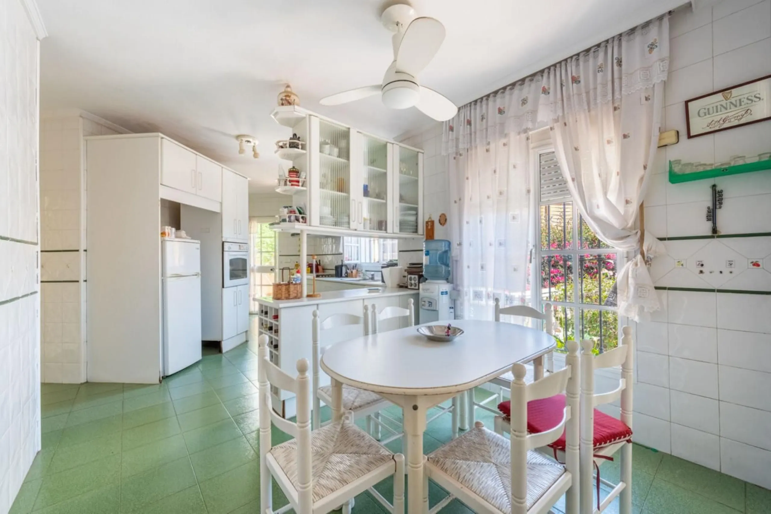 VILLA IN CENTRE OF MARBELLA - 8 BEDROOMS
