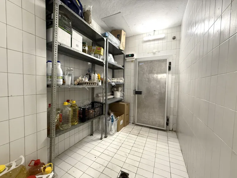 -UNIQUE OPPORTUNITY – RESTAURANT FOR SALE IN EL TRAPICHE (MARBELLA)