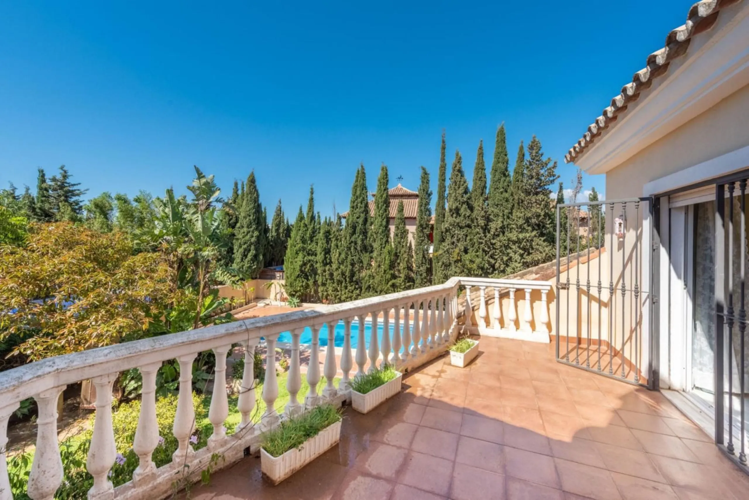 VILLA IN CENTRE OF MARBELLA - 8 BEDROOMS