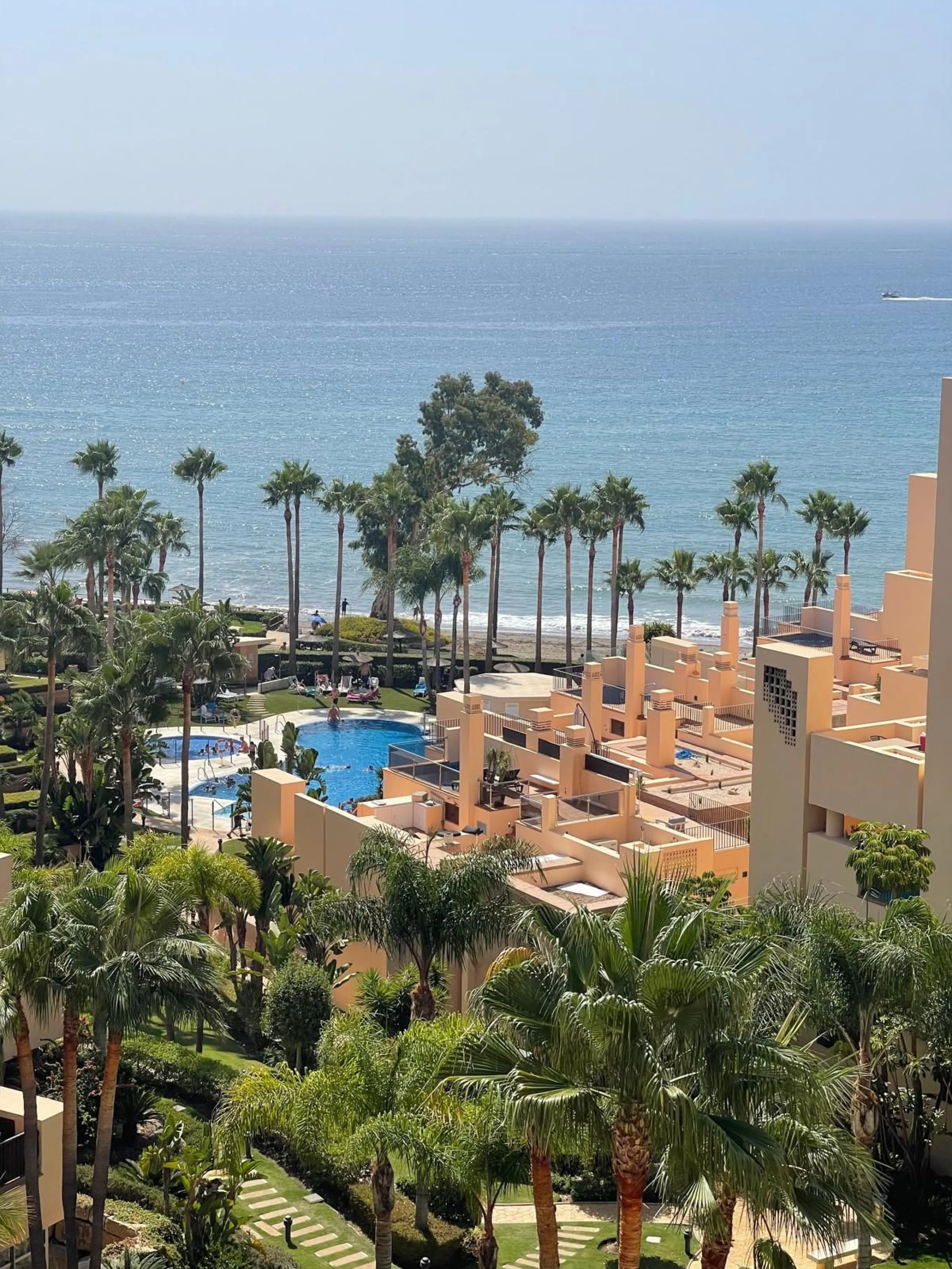 Stunning Duplex Penthouse in Estepona
