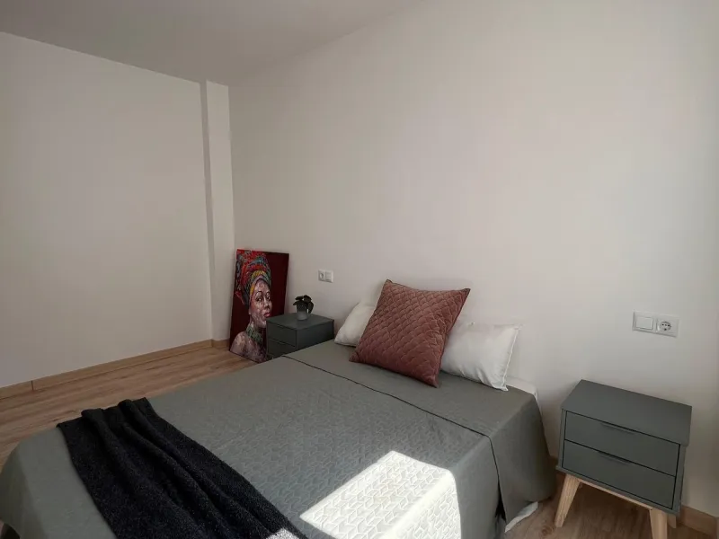 Duplex Penthouse with Terrace, 2 Parking Spaces, and Storage Room in the Suárez Area – Málaga