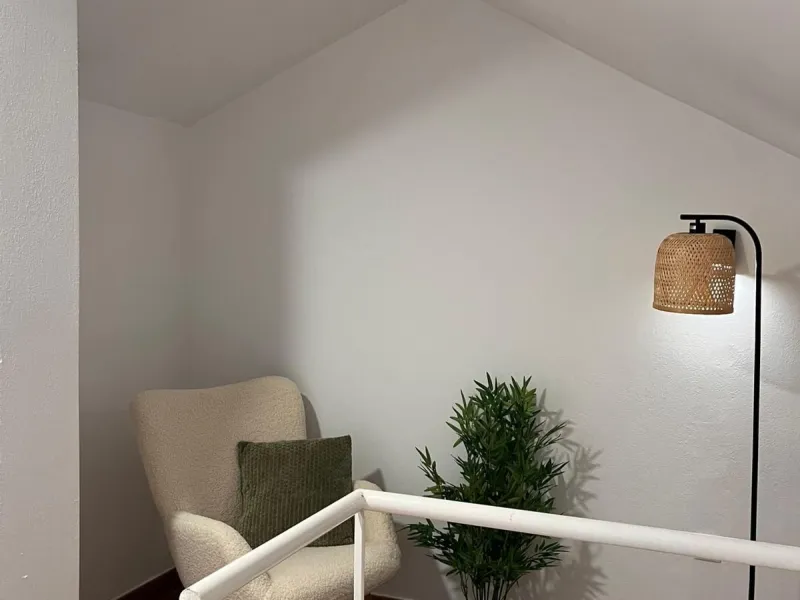 Duplex Penthouse with Terrace, 2 Parking Spaces, and Storage Room in the Suárez Area – Málaga