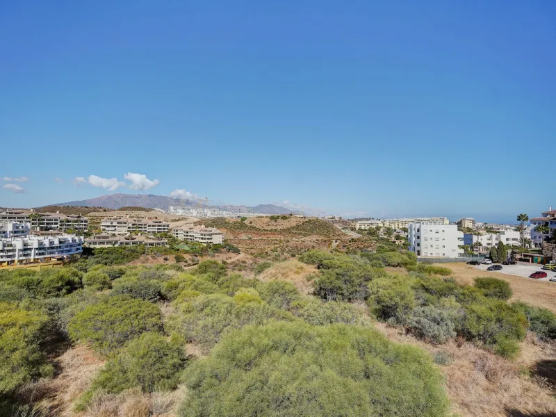 Penthouse with Huge Wraparound Terrace in Miraflores