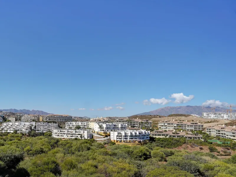 Penthouse with Huge Wraparound Terrace in Miraflores