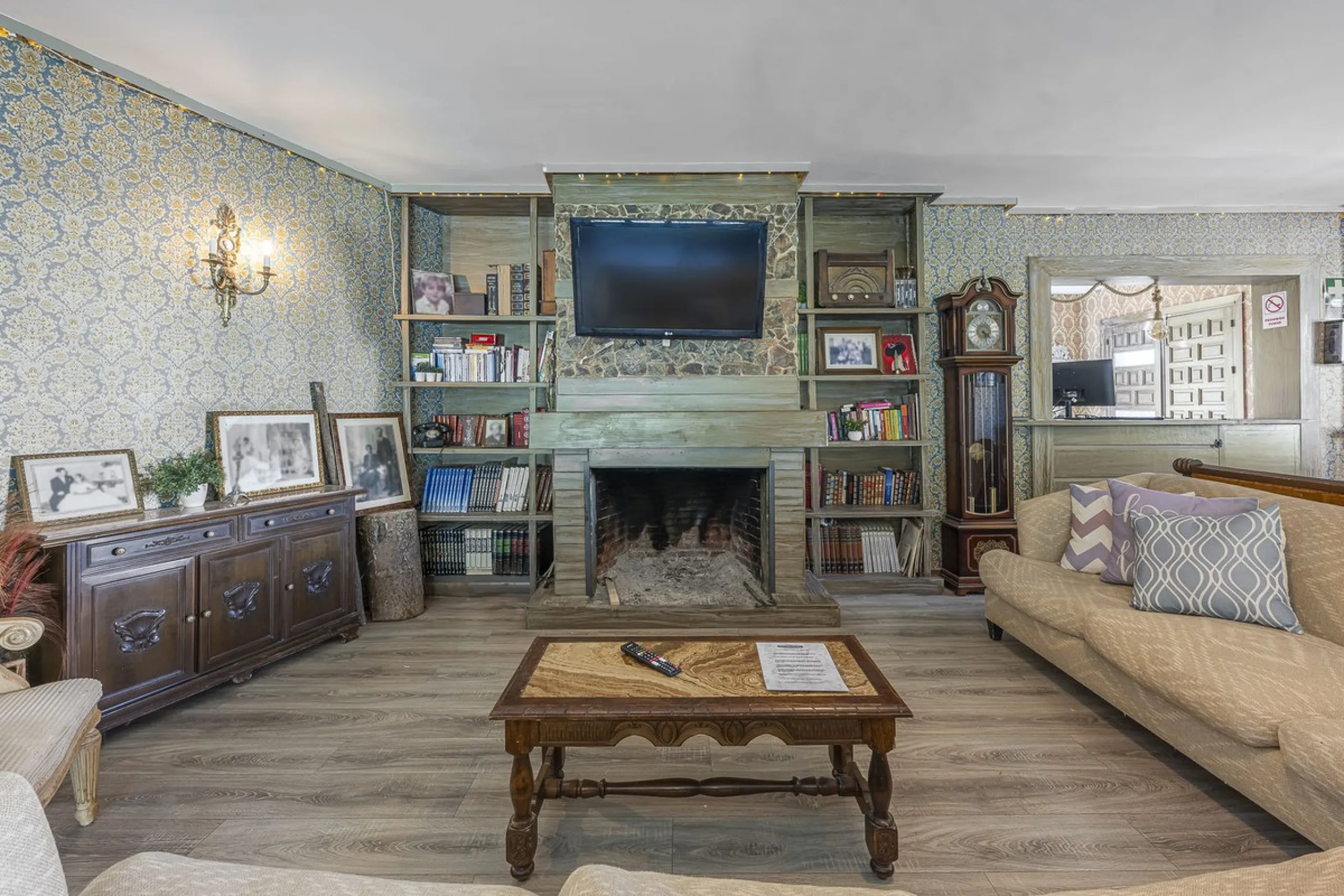 House - Detached Villa в продаже в Marbella, Málaga. В доме 12 спален и 12 ванных комнат. Площадь дома 500 м². Площадь участка 728 м²