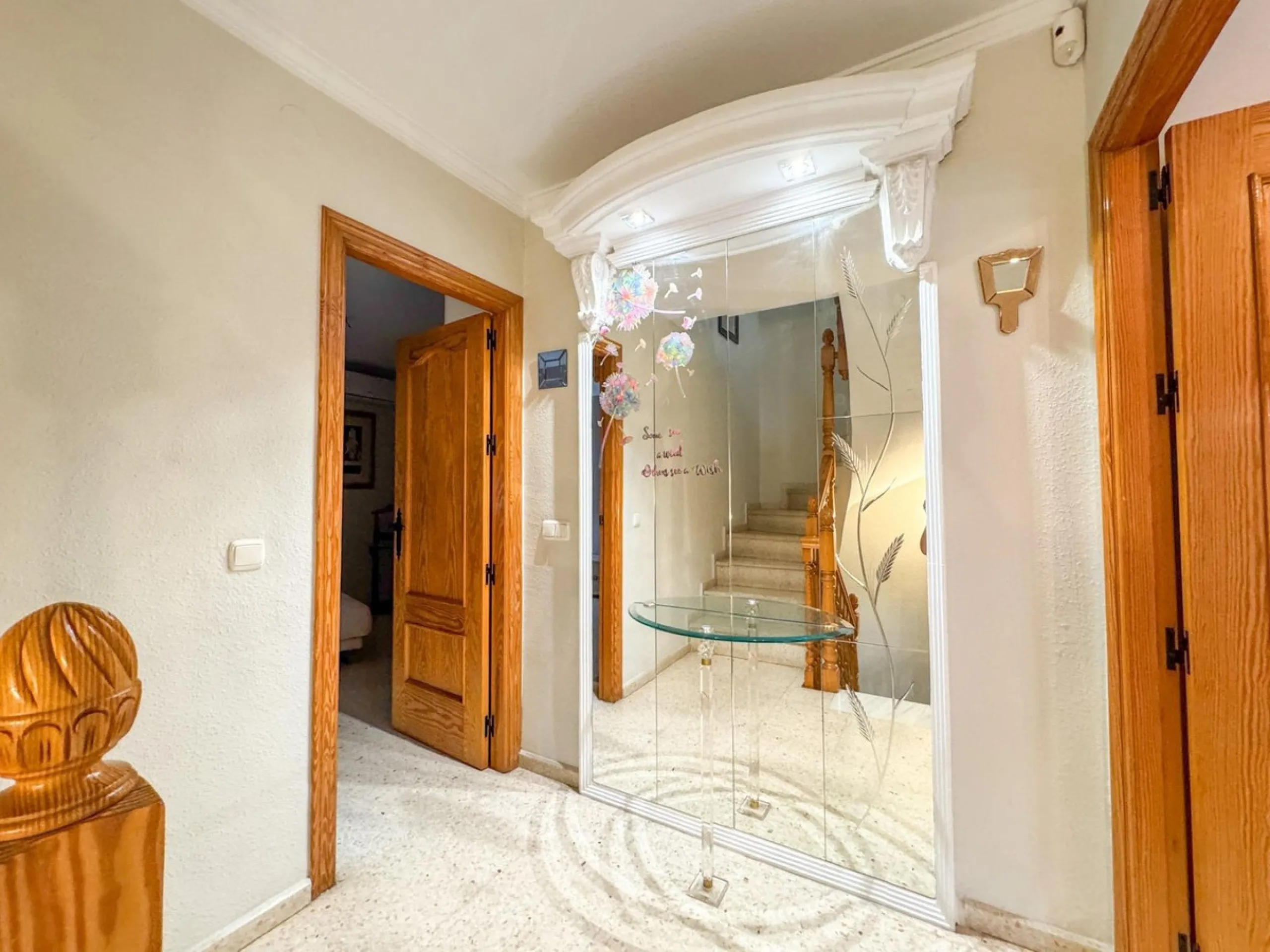 House - Semi-Detached House в продаже в Málaga, Málaga. В доме 4 спален и 3 ванных комнат. Площадь дома 109 м². Площадь участка 170 м²