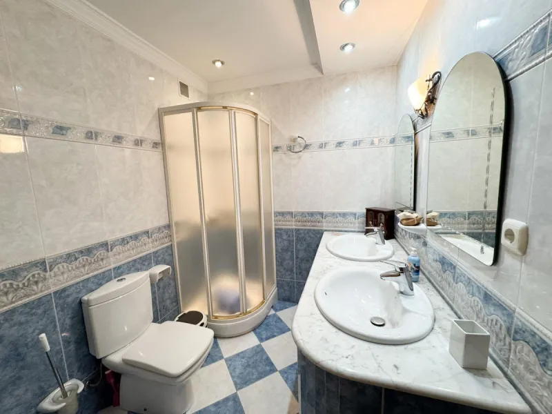 House - Semi-Detached House в продаже в Málaga, Málaga. В доме 4 спален и 3 ванных комнат. Площадь дома 109 м². Площадь участка 170 м²
