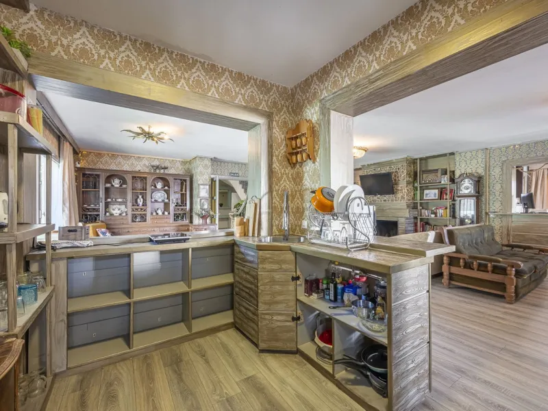 House - Detached Villa в продаже в Marbella, Málaga. В доме 12 спален и 12 ванных комнат. Площадь дома 500 м². Площадь участка 728 м²