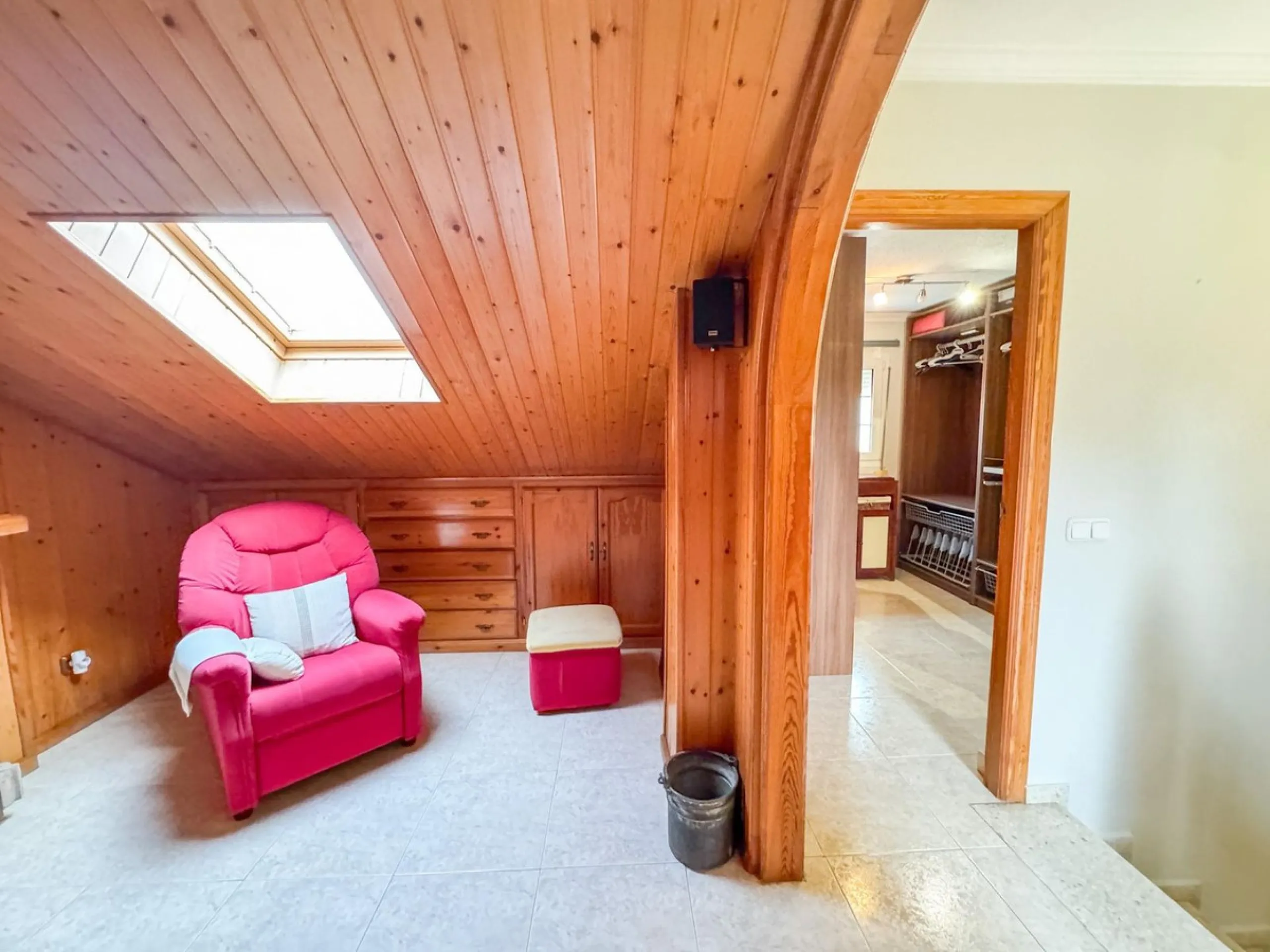 House - Semi-Detached House в продаже в Málaga, Málaga. В доме 4 спален и 3 ванных комнат. Площадь дома 109 м². Площадь участка 170 м²