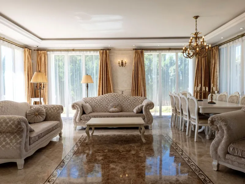 Set in the exclusive residential area of El Rosario, this stunning villa offers a perfect blend of elegance, comfort, and breathtaking views. With a spacious layout and refined design, the home provides the ideal setting for a luxurious Mediterranean life