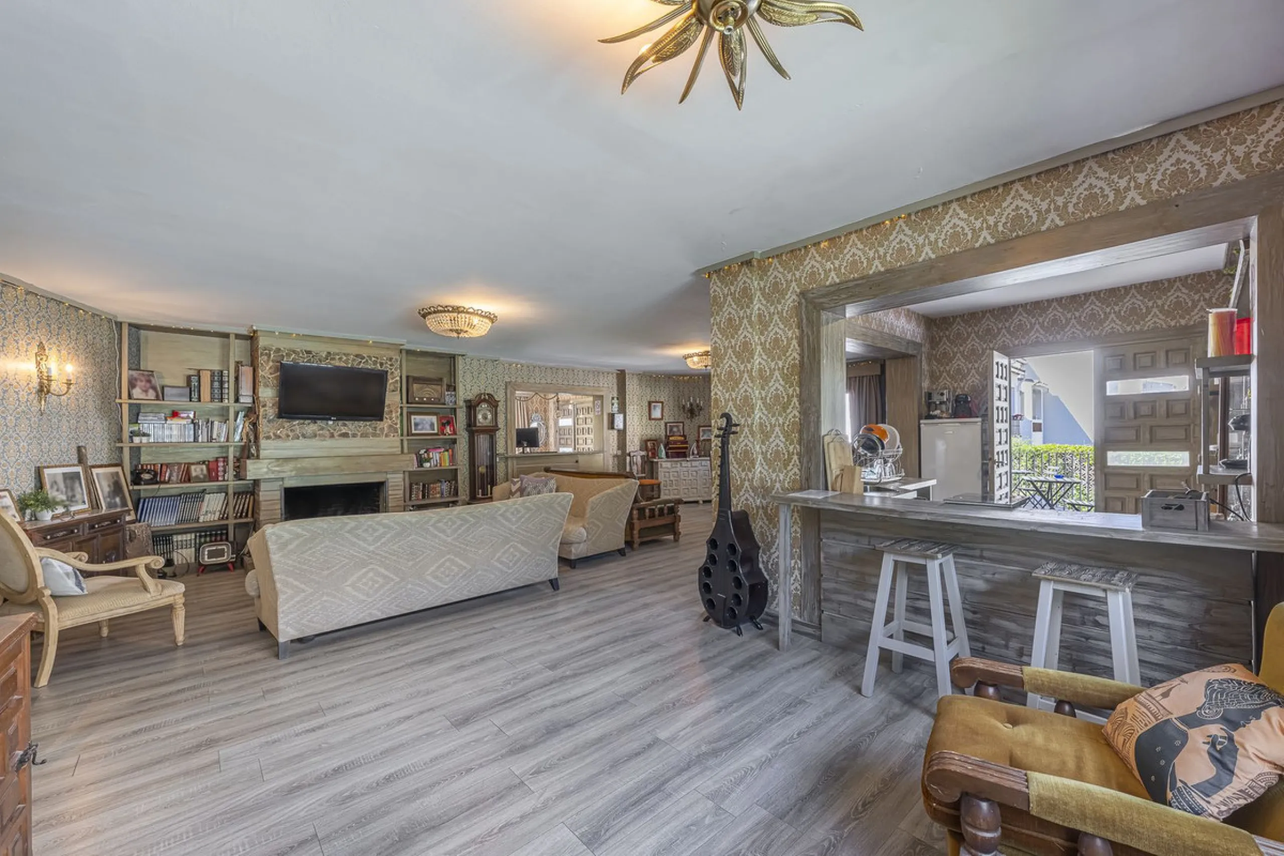 House - Detached Villa в продаже в Marbella, Málaga. В доме 12 спален и 12 ванных комнат. Площадь дома 500 м². Площадь участка 728 м²