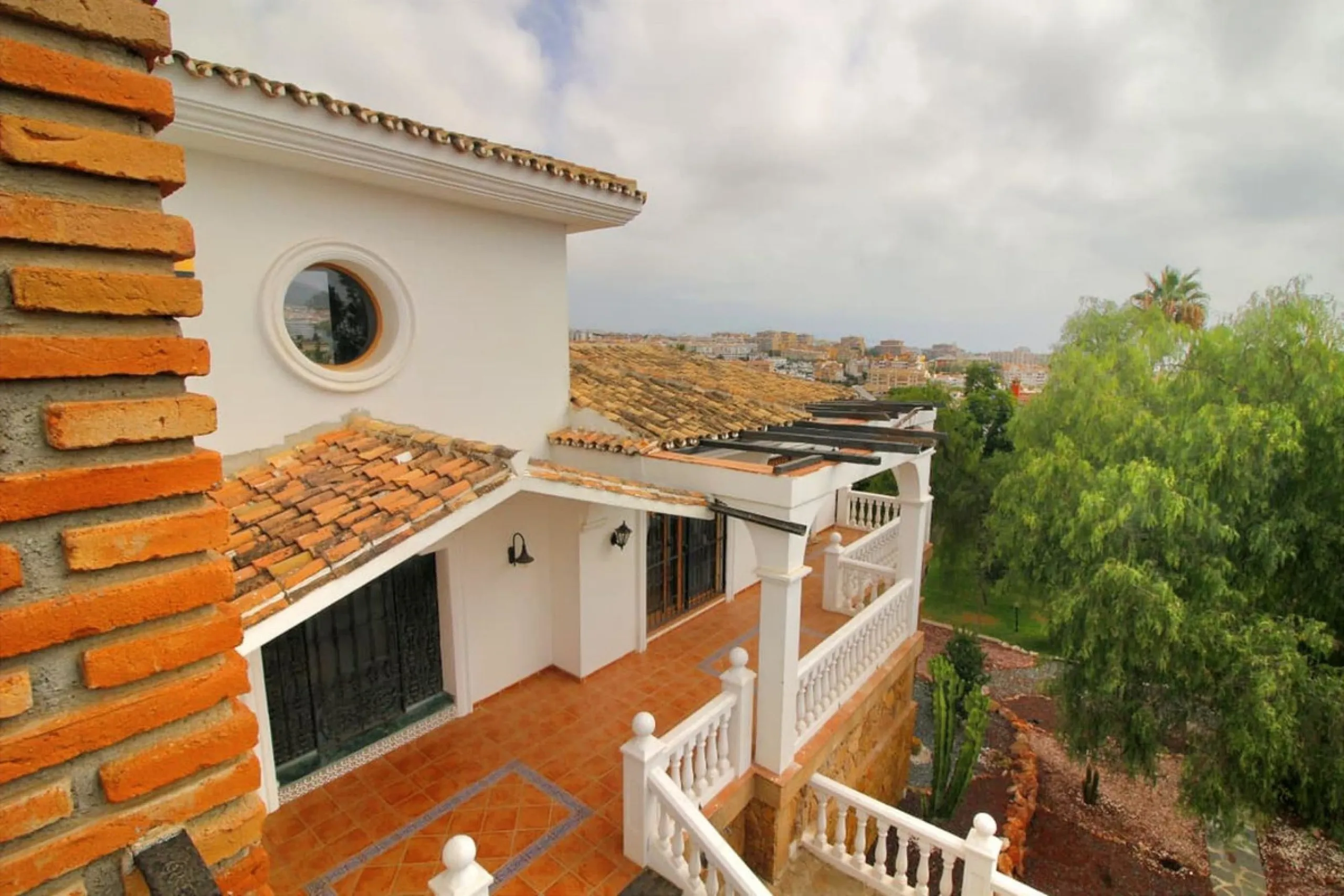 Exclusive Villa with Panoramic Views in Benalmádena