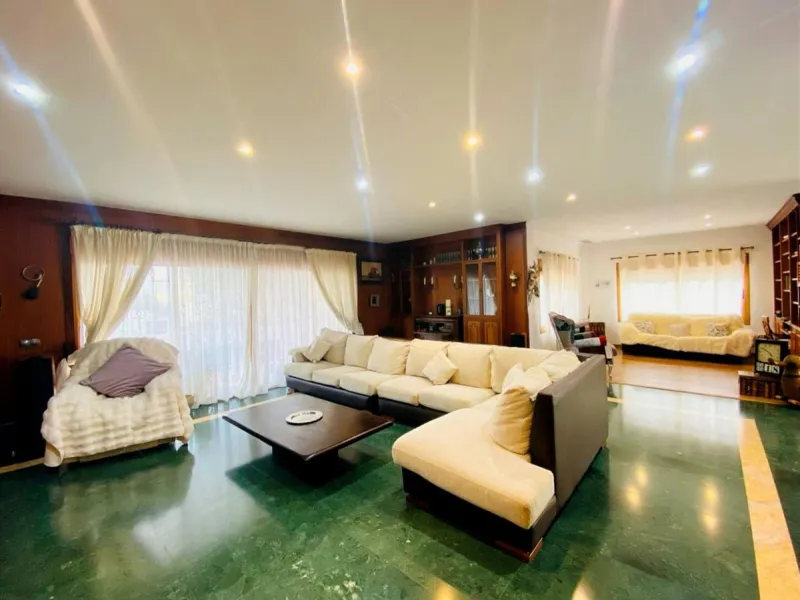 Exclusive Villa with Panoramic Views in Benalmádena