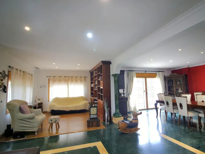 Exclusive Villa with Panoramic Views in Benalmádena