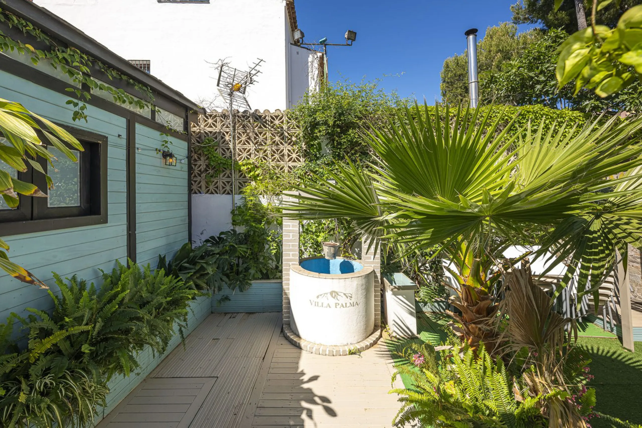 House - Detached Villa в продаже в Marbella, Málaga. В доме 12 спален и 12 ванных комнат. Площадь дома 500 м². Площадь участка 728 м²