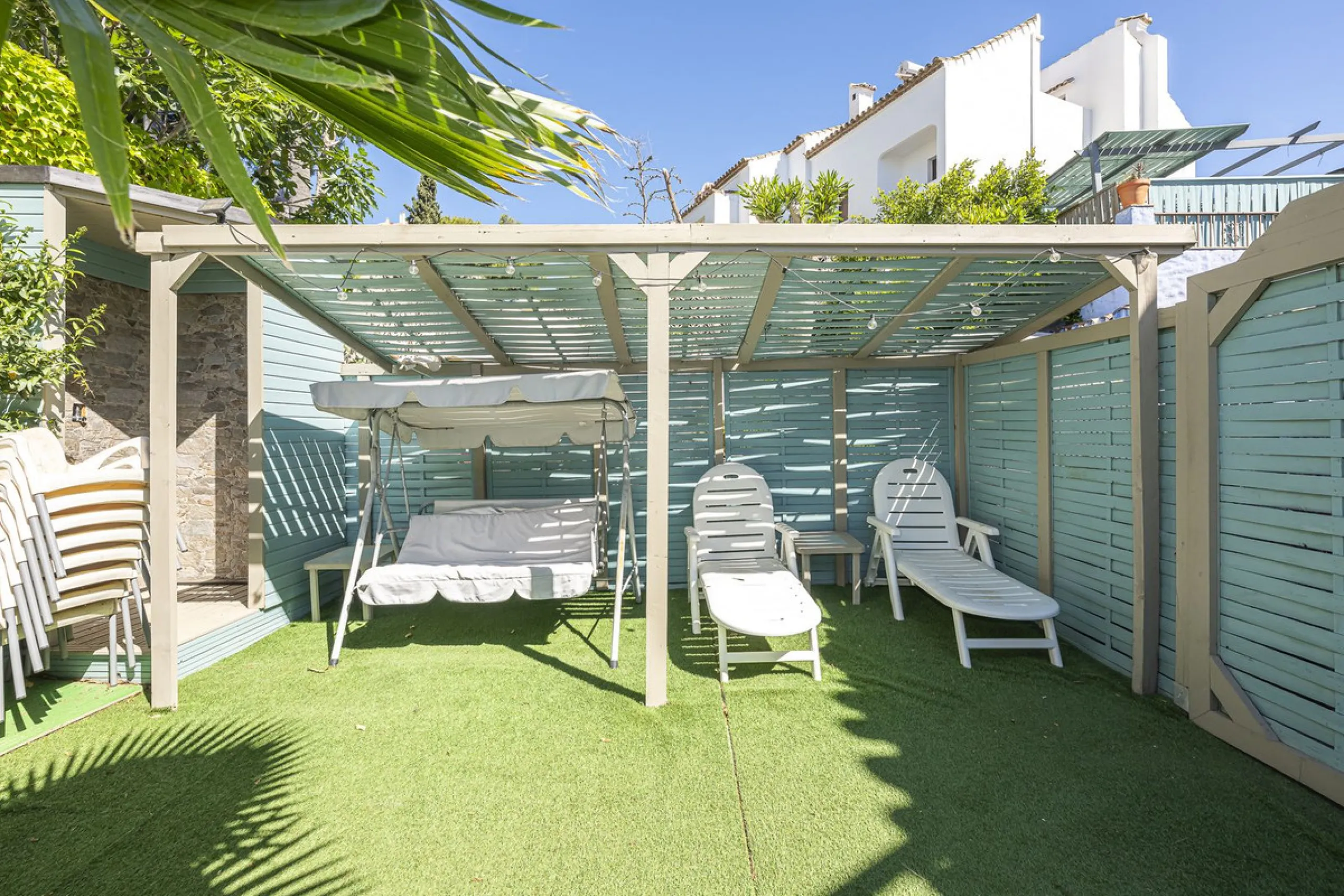 House - Detached Villa в продаже в Marbella, Málaga. В доме 12 спален и 12 ванных комнат. Площадь дома 500 м². Площадь участка 728 м²