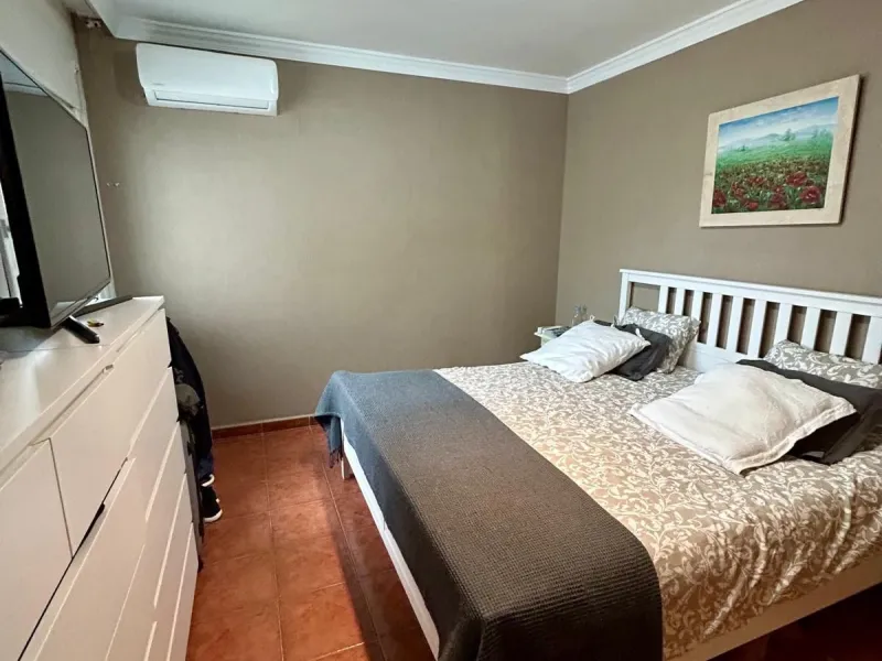 In a setting of peace and nature, just five minutes from all essential services, lies this charming detached house built in 2008. Spread across a single floor with 157 m², the home combines comfort and warmth in every corner.