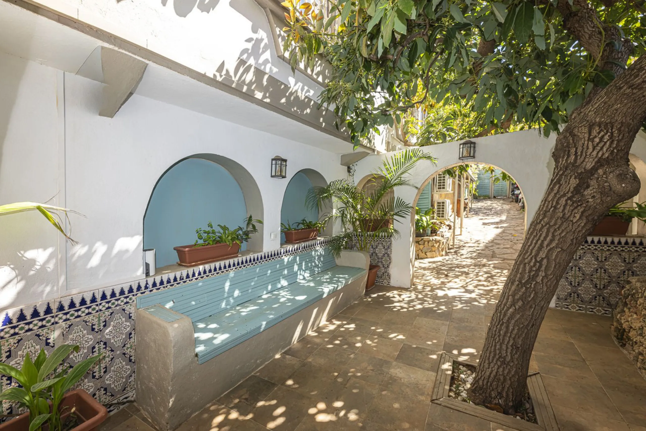 House - Detached Villa в продаже в Marbella, Málaga. В доме 12 спален и 12 ванных комнат. Площадь дома 500 м². Площадь участка 728 м²
