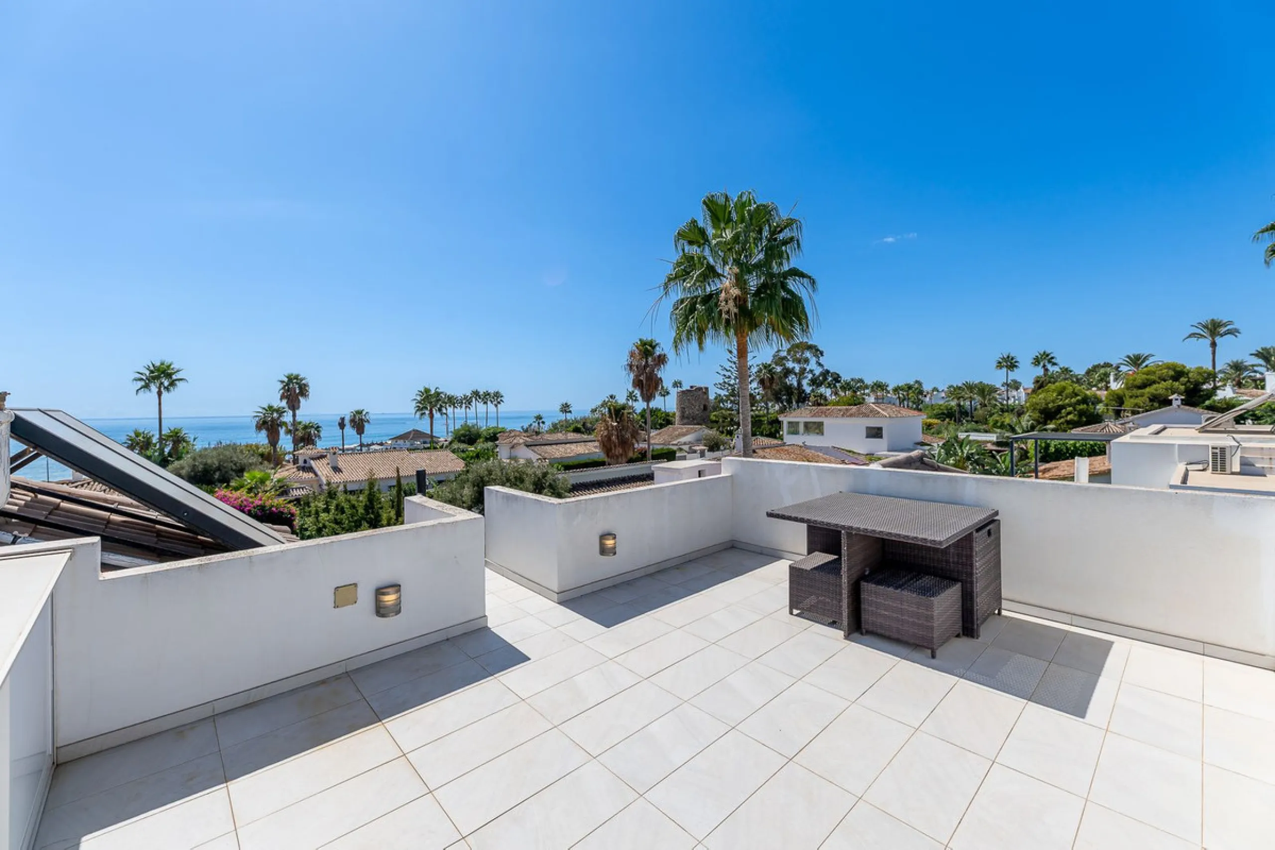 Stunning 3-Bedroom Villa with Sea Views in Costalita, Marbella