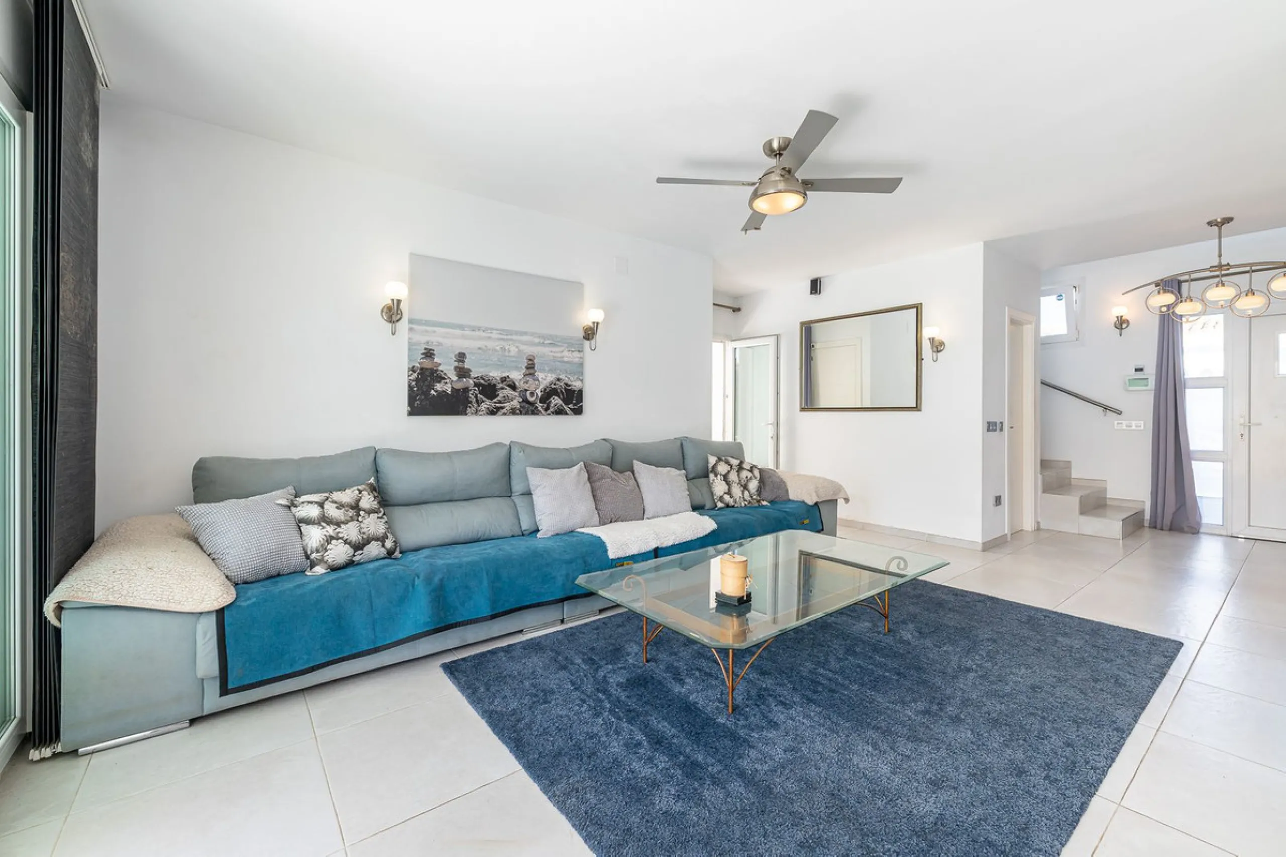 Stunning 3-Bedroom Villa with Sea Views in Costalita, Marbella