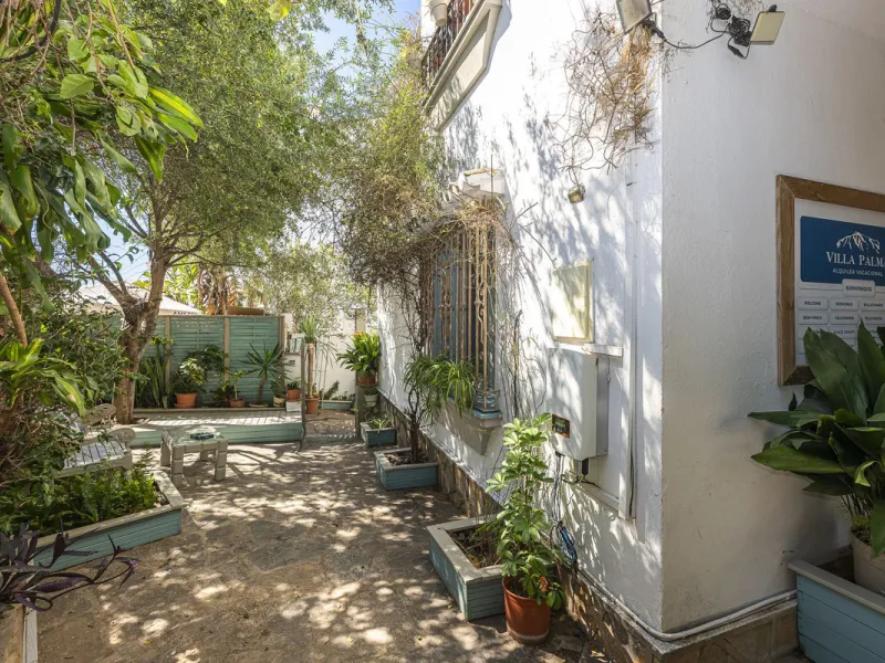House - Detached Villa в продаже в Marbella, Málaga. В доме 12 спален и 12 ванных комнат. Площадь дома 500 м². Площадь участка 728 м²