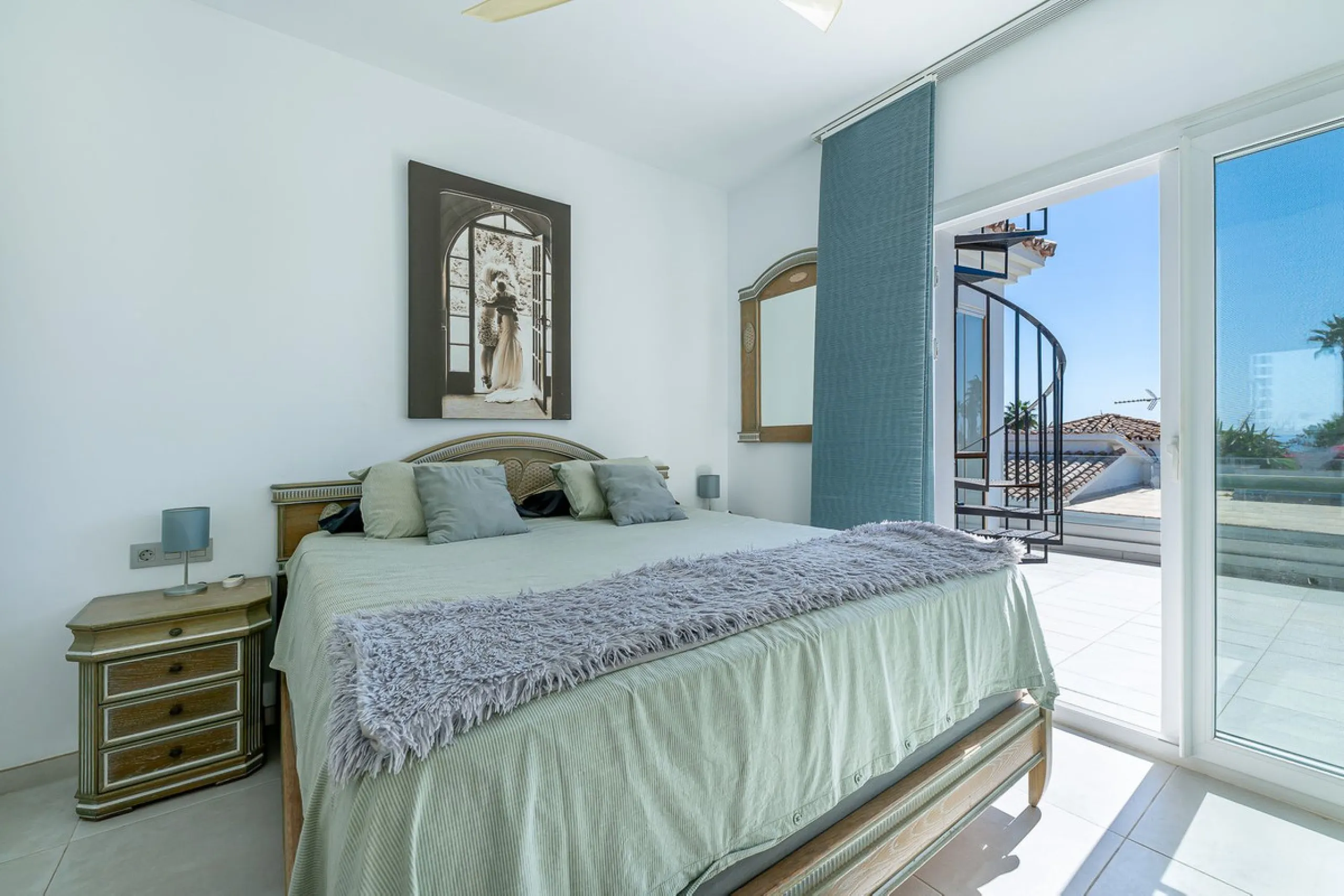 Stunning 3-Bedroom Villa with Sea Views in Costalita, Marbella