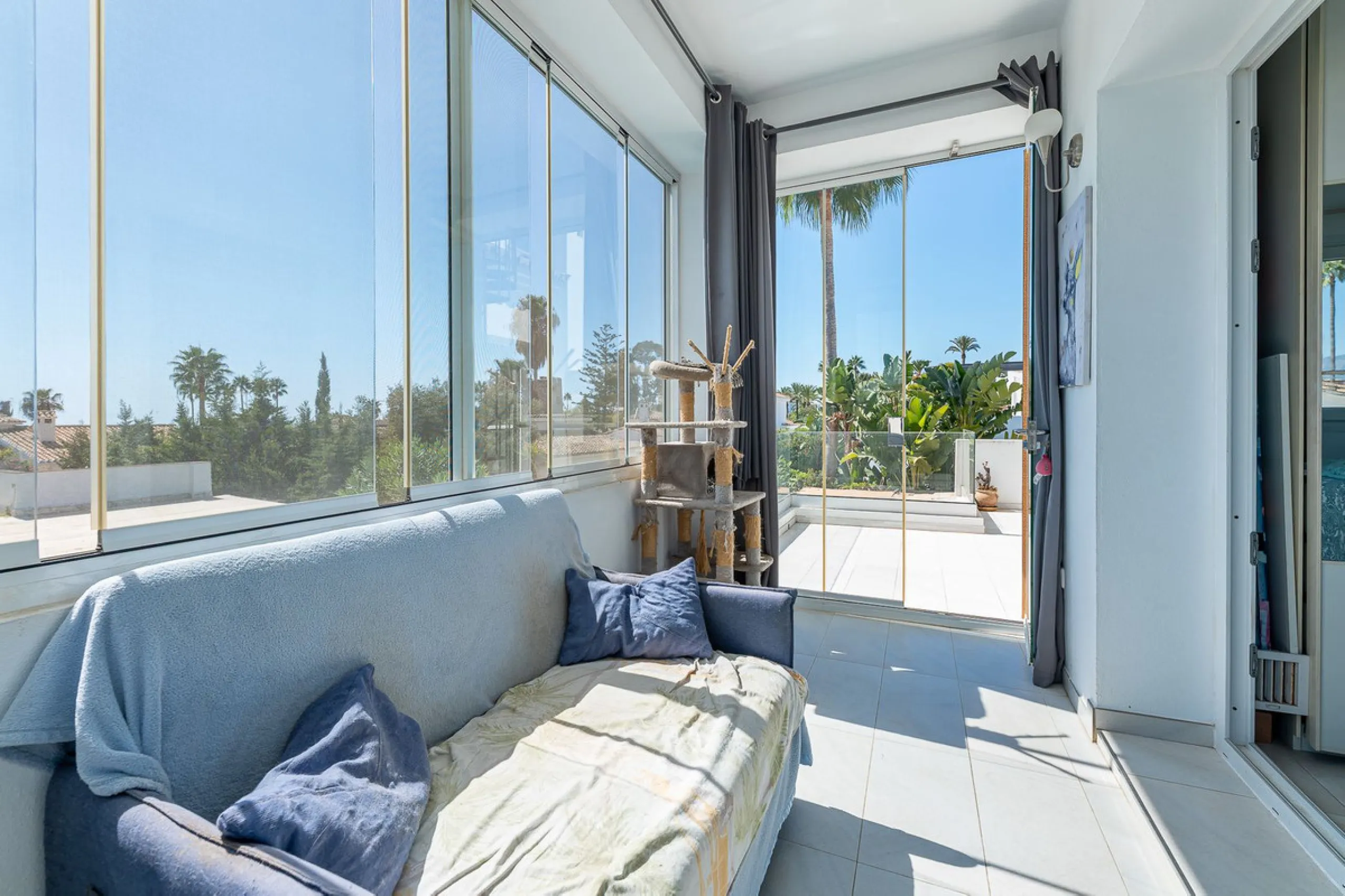 Stunning 3-Bedroom Villa with Sea Views in Costalita, Marbella