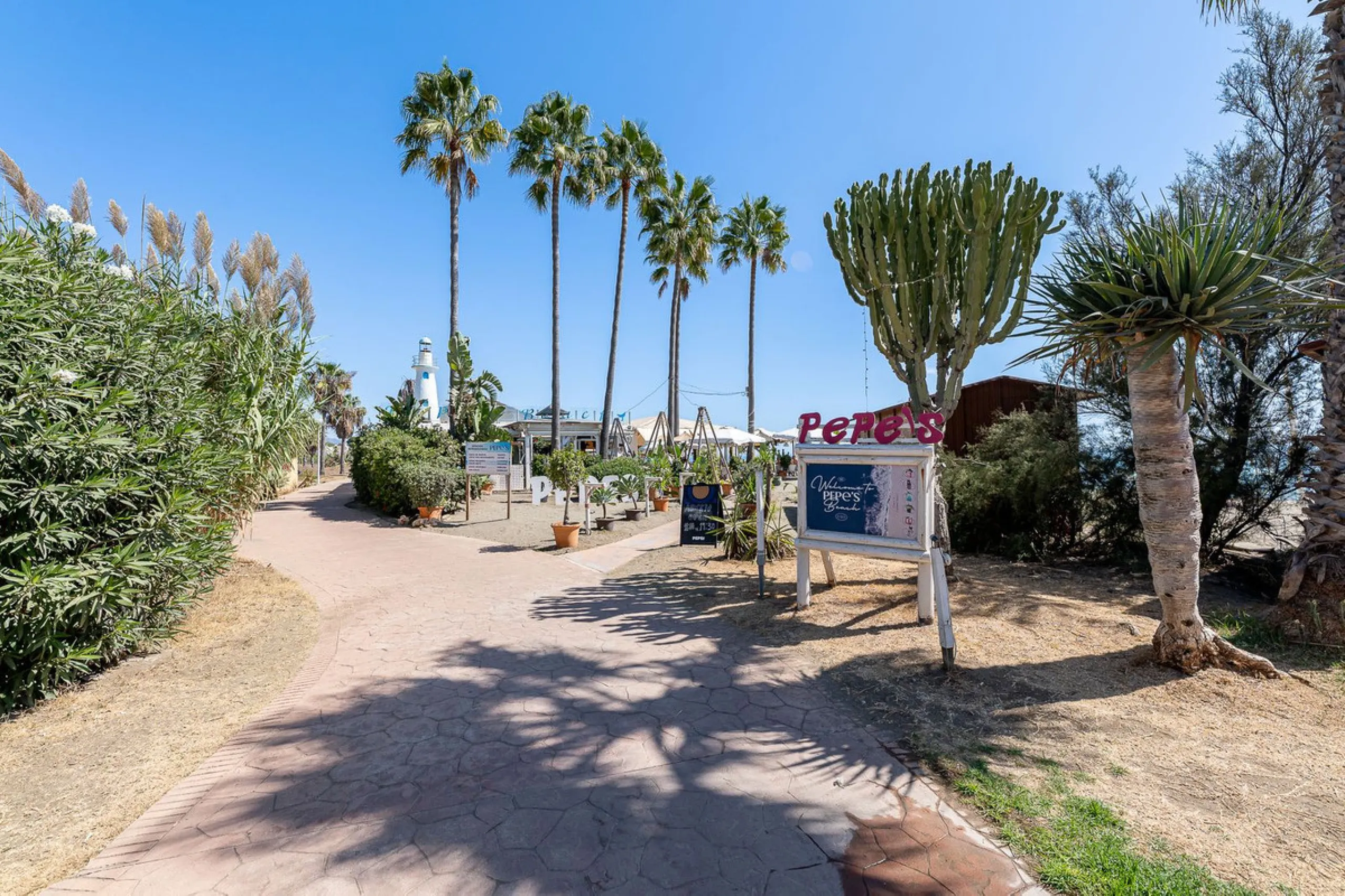 Stunning 3-Bedroom Villa with Sea Views in Costalita, Marbella