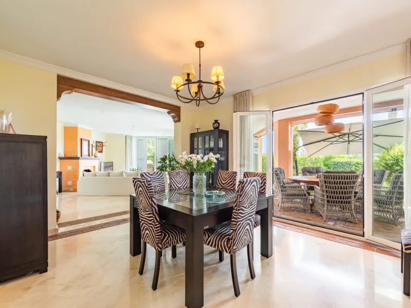 Unique Frontline Beach Villa in La Perla de la Bahía, Casares