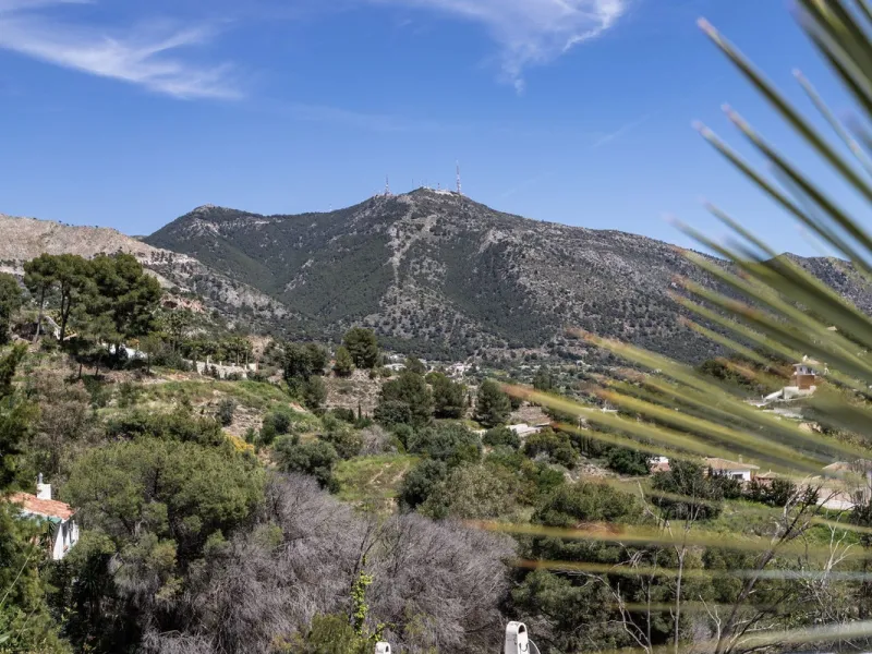 House - Detached Villa в продаже в Mijas, Málaga. В доме 3 спален и 4 ванных комнат. Площадь дома 318 м²