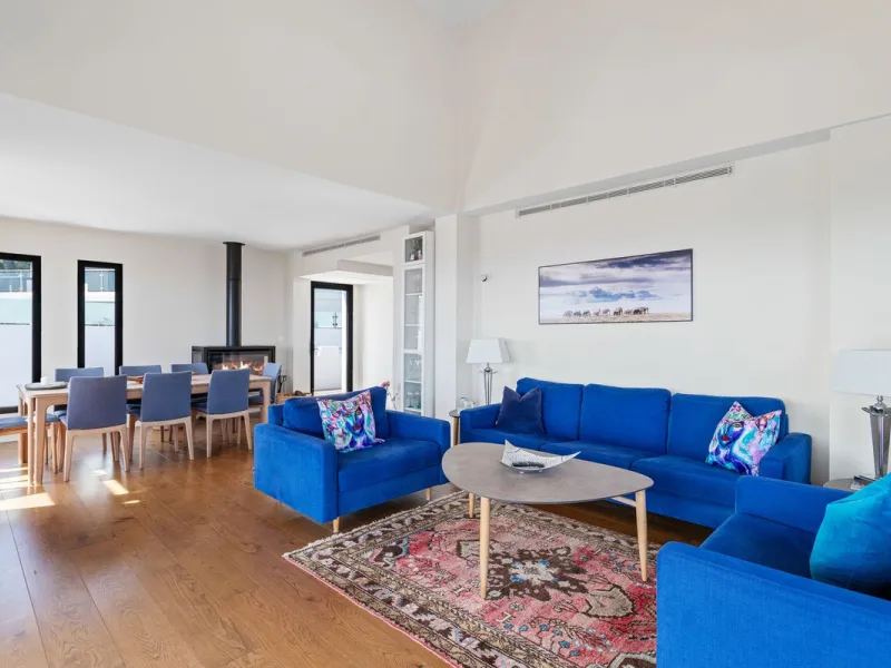 House - Detached Villa в продаже в Mijas, Málaga. В доме 3 спален и 4 ванных комнат. Площадь дома 318 м²