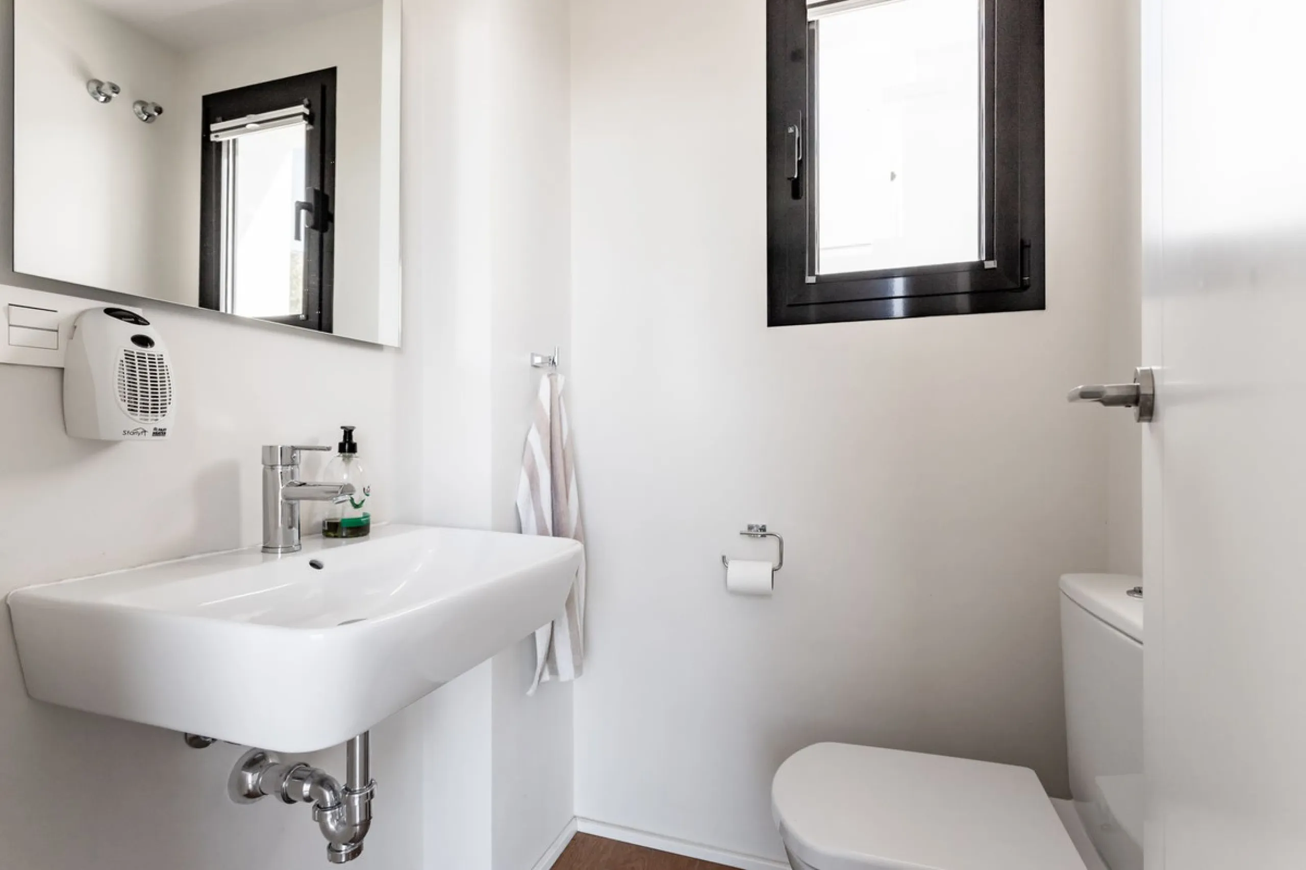 House - Detached Villa в продаже в Mijas, Málaga. В доме 3 спален и 4 ванных комнат. Площадь дома 318 м²