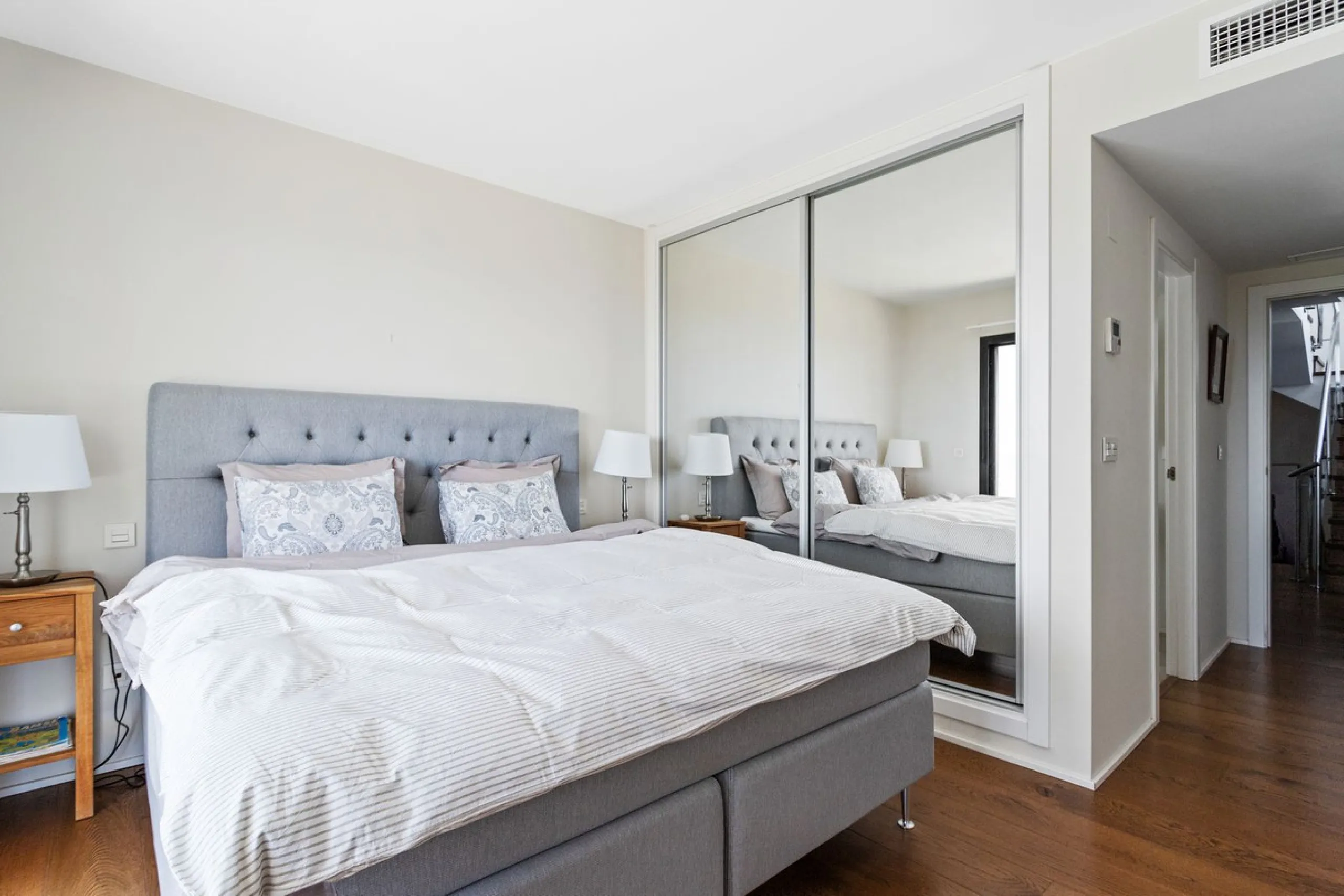 House - Detached Villa в продаже в Mijas, Málaga. В доме 3 спален и 4 ванных комнат. Площадь дома 318 м²