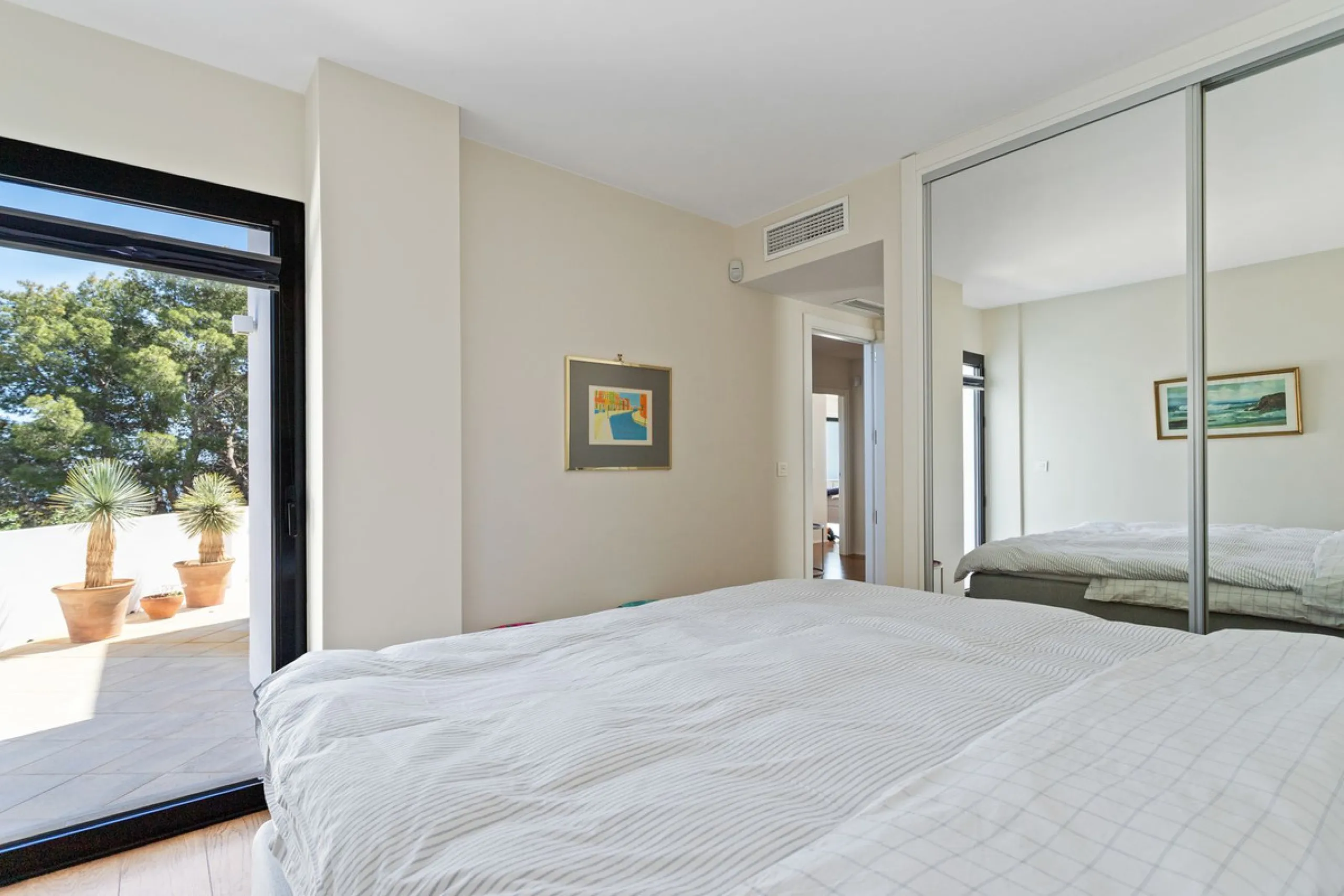 House - Detached Villa в продаже в Mijas, Málaga. В доме 3 спален и 4 ванных комнат. Площадь дома 318 м²
