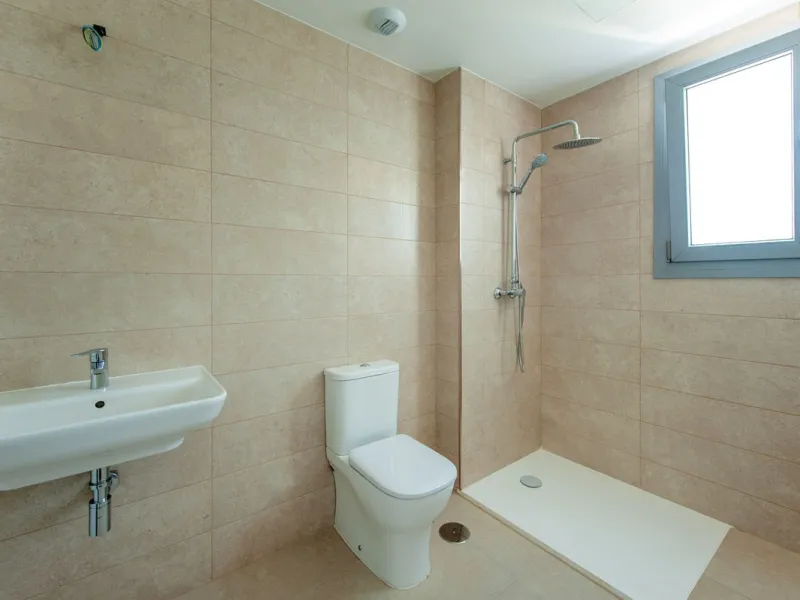 Move-in ready, brand new, modern, top-floor apartment for sale in a golf urbanization near Estepona town