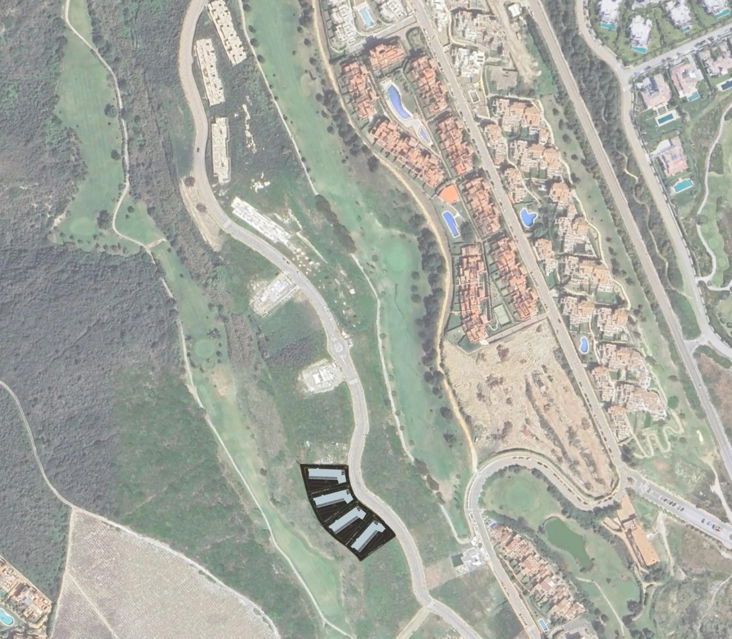 Discover an exceptional investment opportunity in one of the most exclusive areas of the Costa del Sol.
