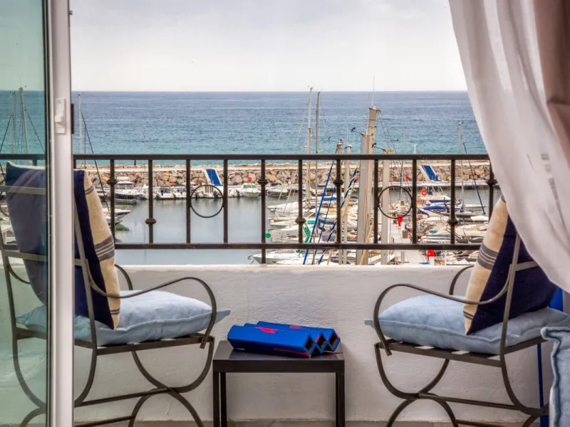 2-Bedroom Apartment in Puerto Banus priced to sell