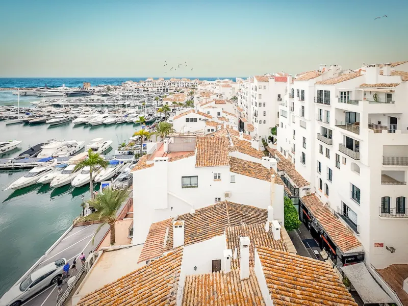 2-Bedroom Apartment in Puerto Banus priced to sell