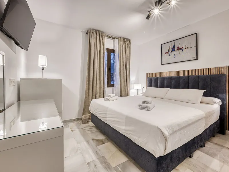 2-Bedroom Apartment in Puerto Banus priced to sell
