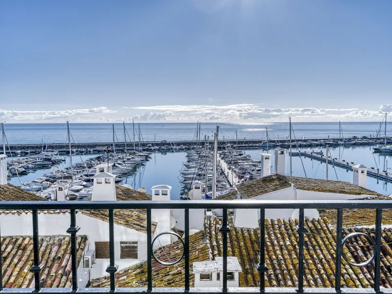 2-Bedroom Apartment in Puerto Banus priced to sell
