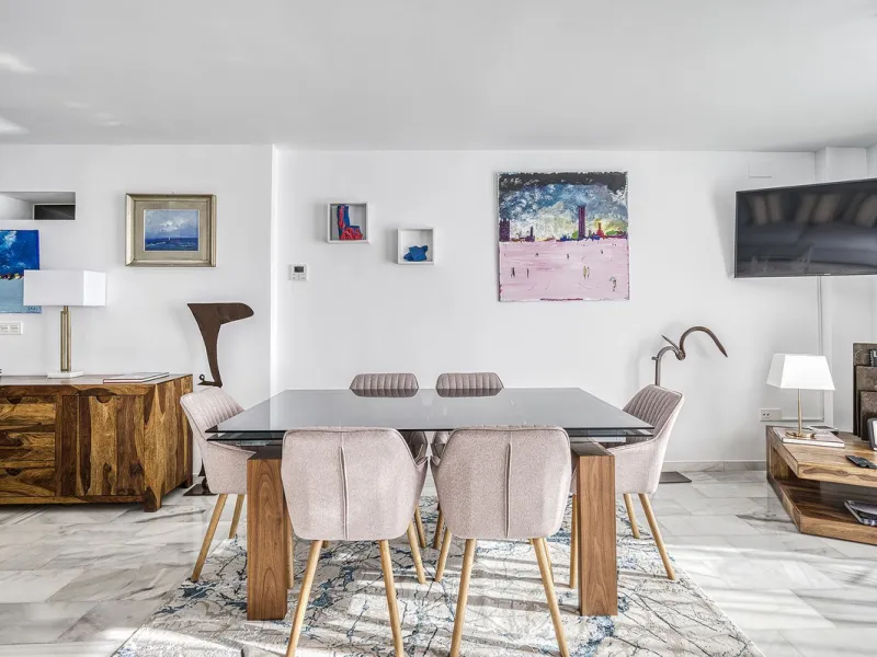 2-Bedroom Apartment in Puerto Banus priced to sell