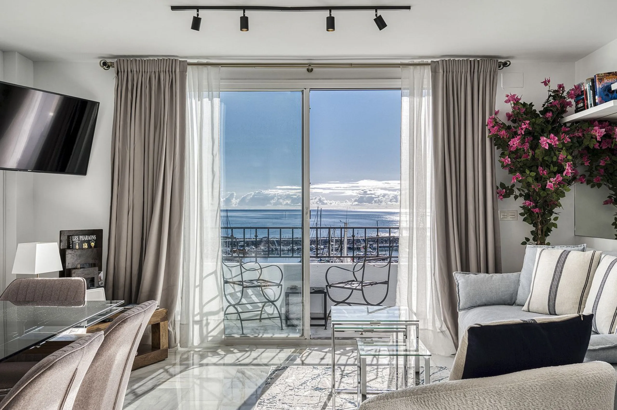 2-Bedroom Apartment in Puerto Banus priced to sell