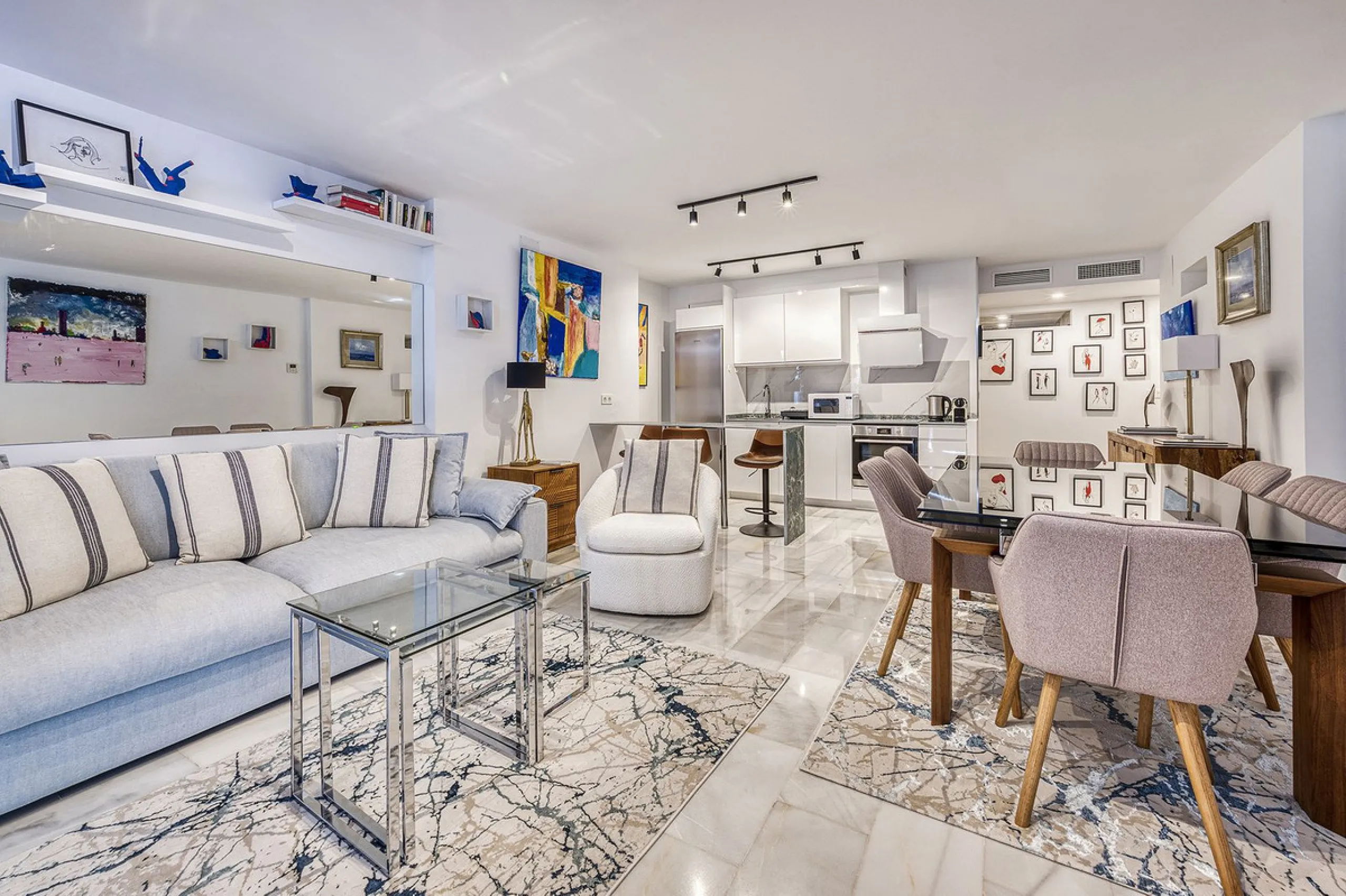 2-Bedroom Apartment in Puerto Banus priced to sell