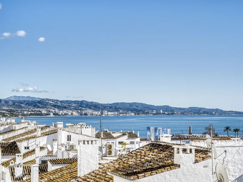 2-Bedroom Apartment in Puerto Banus priced to sell