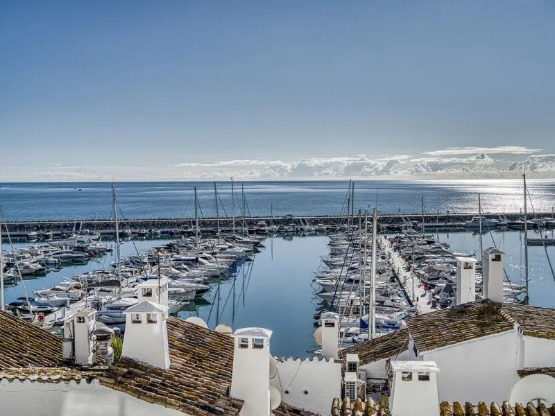 2-Bedroom Apartment in Puerto Banus priced to sell